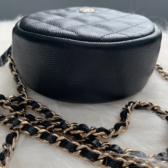 Chanel Caviar Quilted Black Clutch - Picture 4 of 10